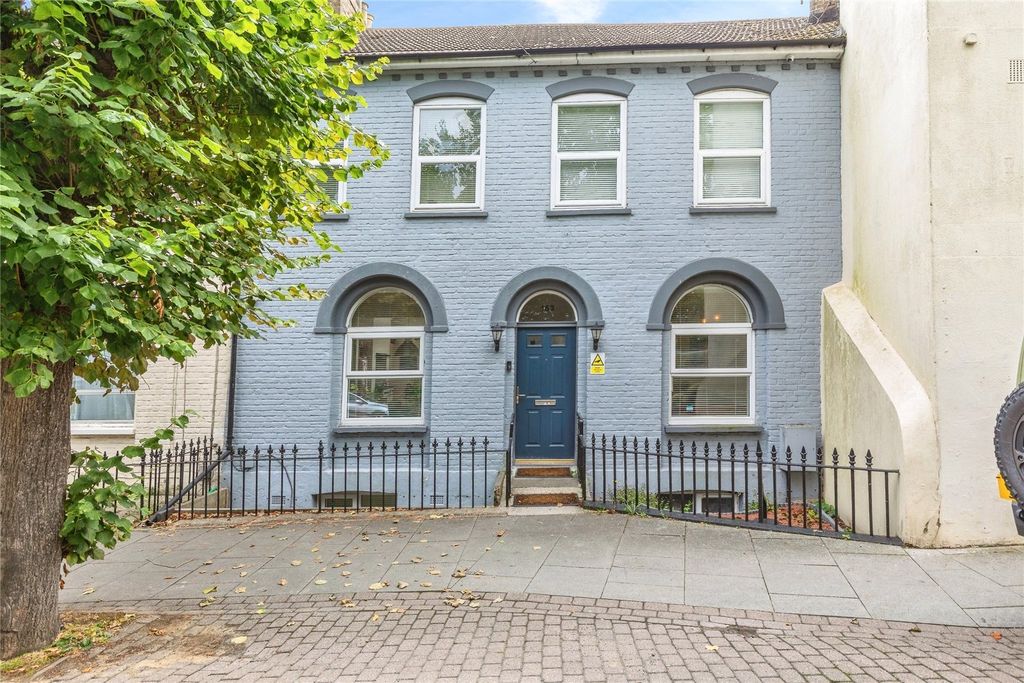 Property photo 1 of 28 Picture No. 30