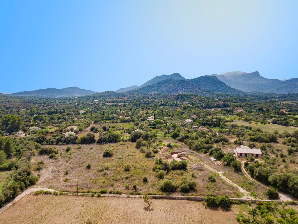Property photo 1 of 11 Aerial (7)