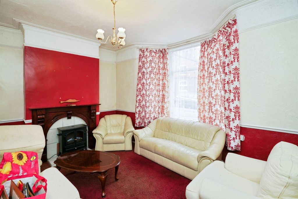 Property photo 2 of 17