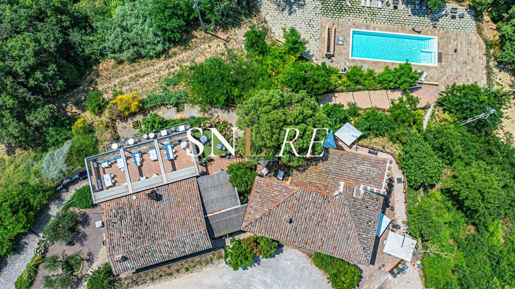 Property photo 2 of 37