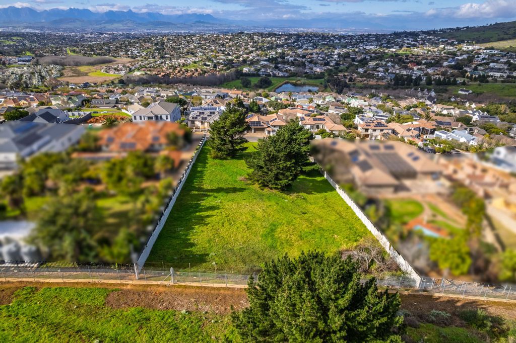 Property photo 1 of 10 Dbv1695265