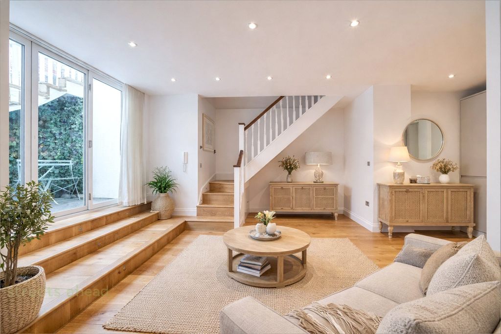 Property photo 3 of 17 Picture No. 26