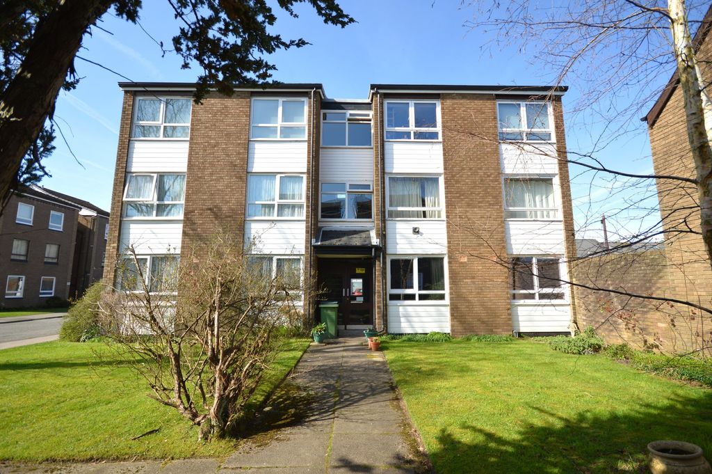 Property photo 3 of 15