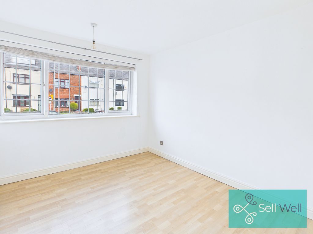 Property photo 3 of 18 Bedroom