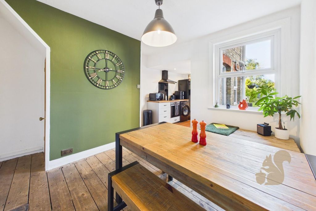 Property photo 2 of 19 Dining Room
