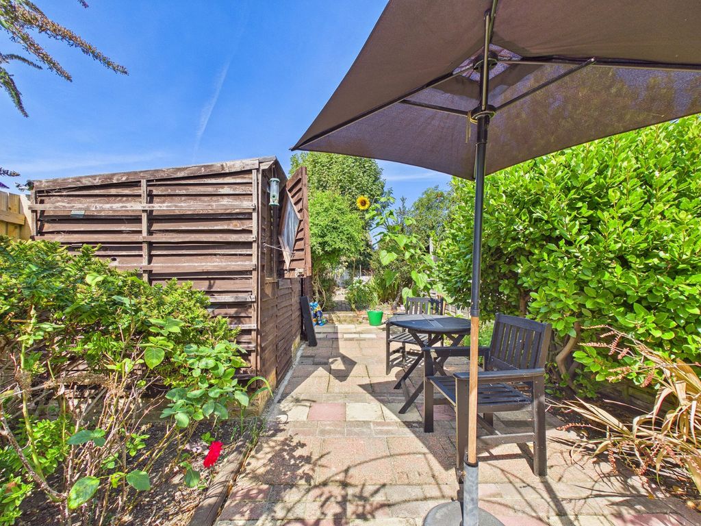 Property photo 3 of 21 Private Garden