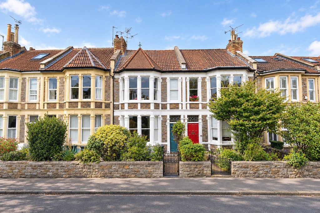 Property photo 1 of 12 A53870Ab-9A5d-4E76-Aefc-F440A8638B5F.Png