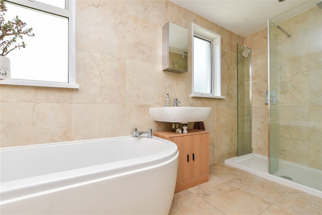 Property photo 2 of 2 Family Bathroom