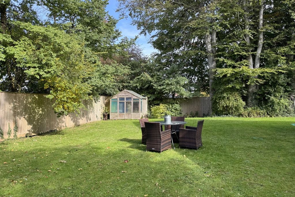 Property photo 2 of 18 Picture No. 02