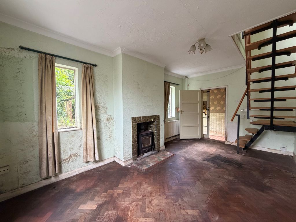 Property photo 3 of 19