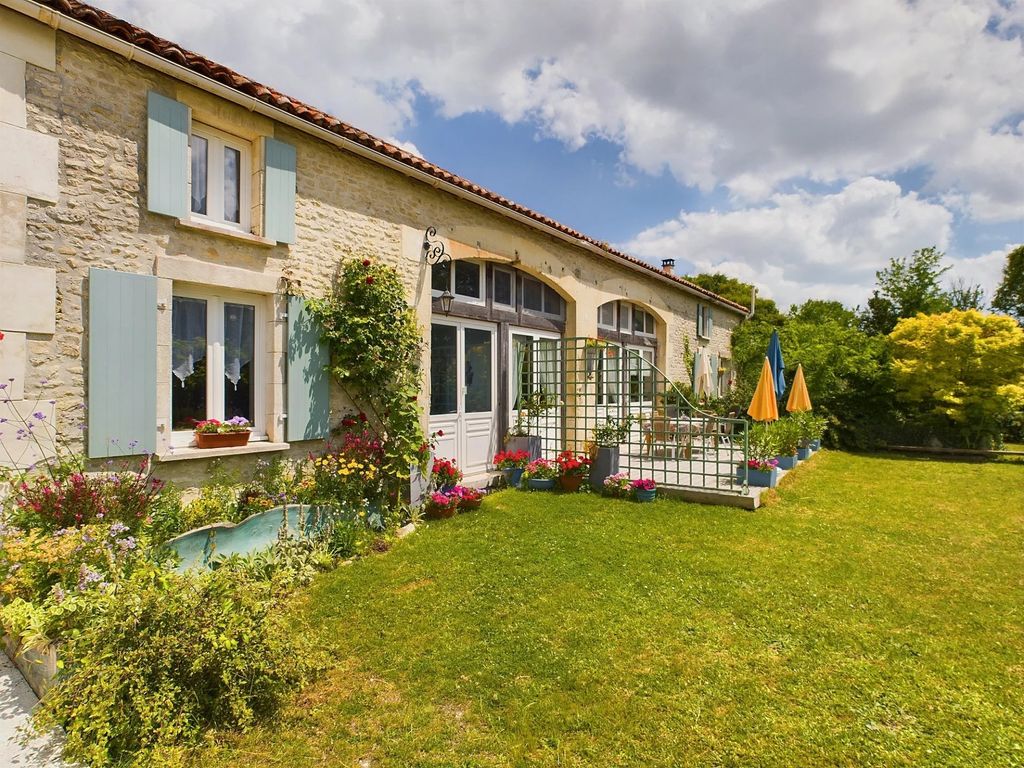 Property photo 1 of 15