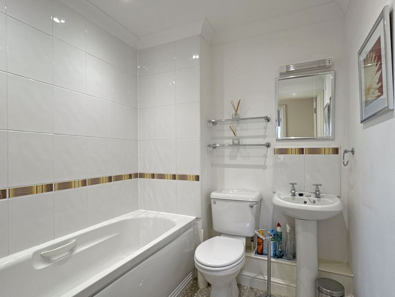 Additional image 11 of 2 bed flat for saleWoolbrook Road, Sidmouth EX10