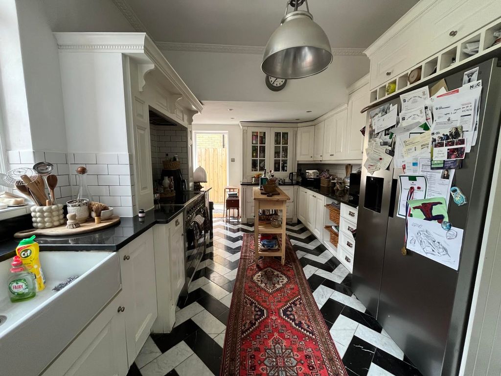 Additional image 5 of 4 bed detached house for saleChase Ridings, Enfield EN2