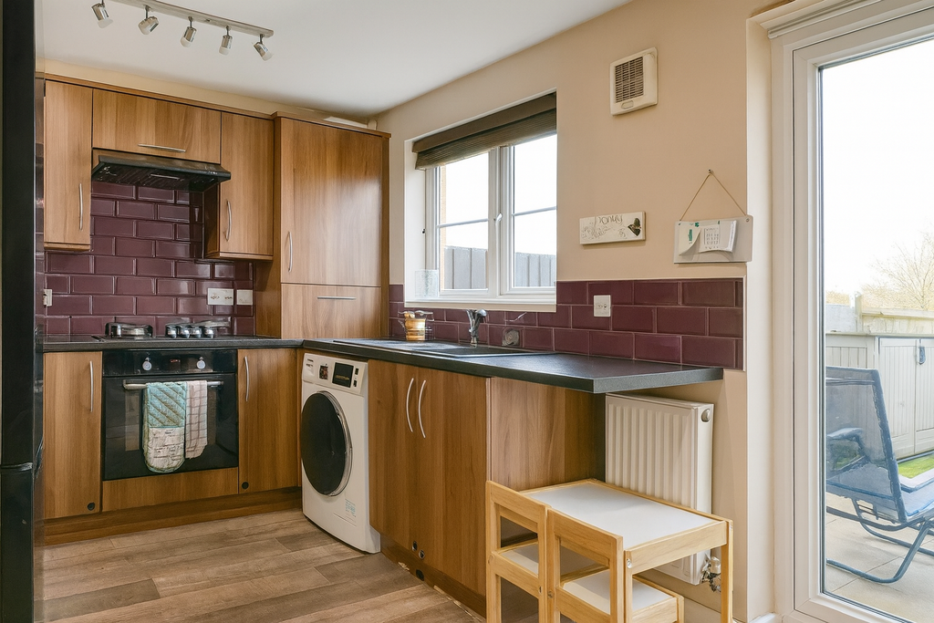 Property photo 2 of 8 Ade41A5B-08Fa-4E52-Be3A-5F7B55500254