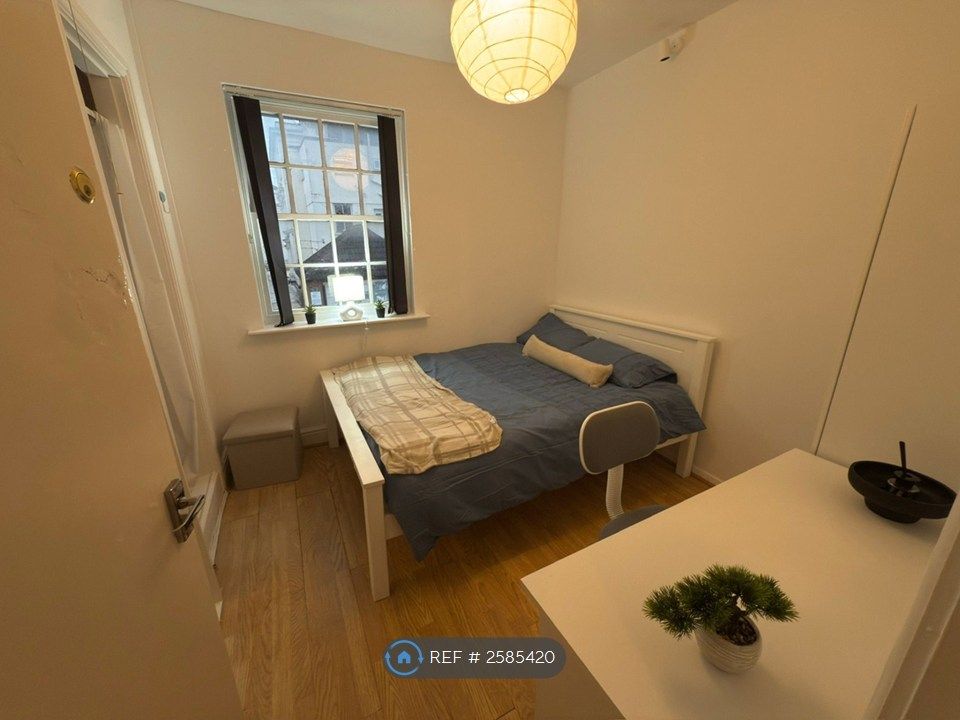 Property photo 1 of 5 Bedroom