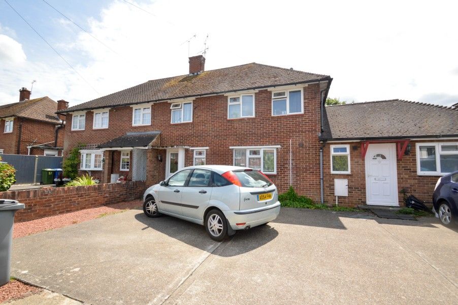 Property photo 1 of 8