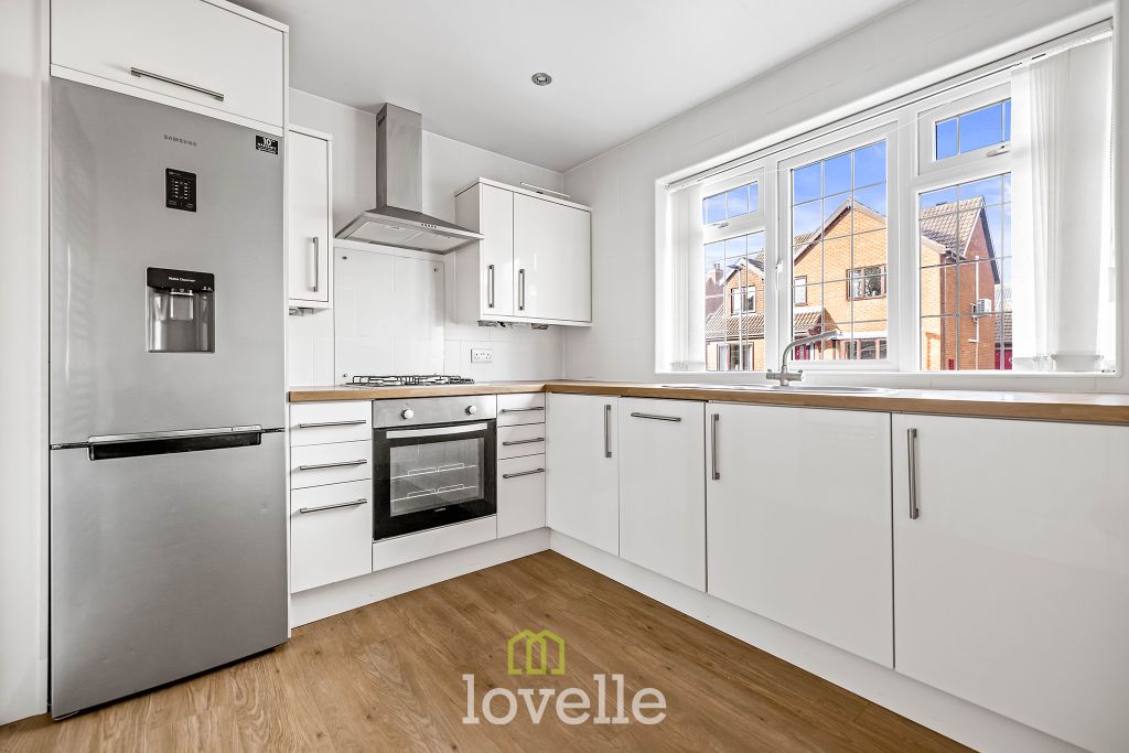 Property photo 3 of 25