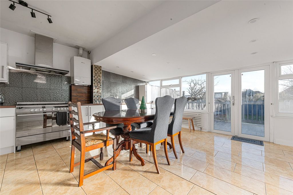 Property photo 1 of 17 Picture No. 42