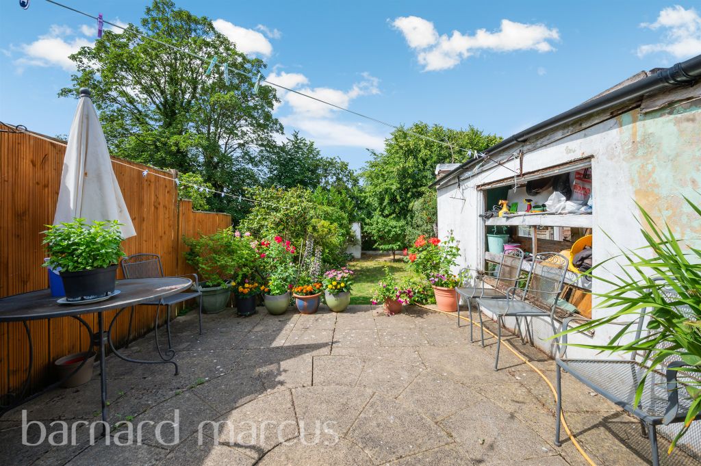 Property photo 2 of 12