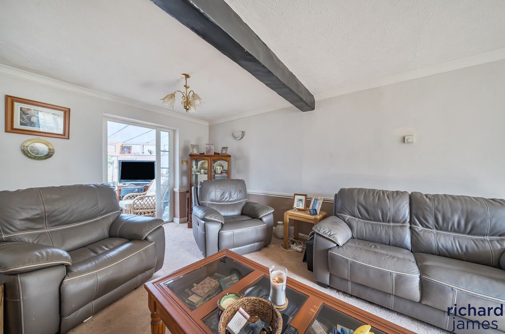 Property photo 2 of 12 5683c5A293E74814B908E91220884Ffe