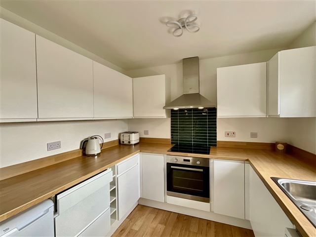 Property photo 2 of 19 Kitchen
