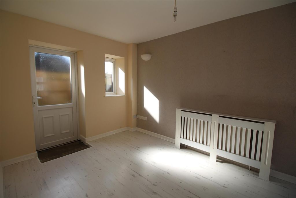 Property photo 2 of 7 Img_6195.Jpg