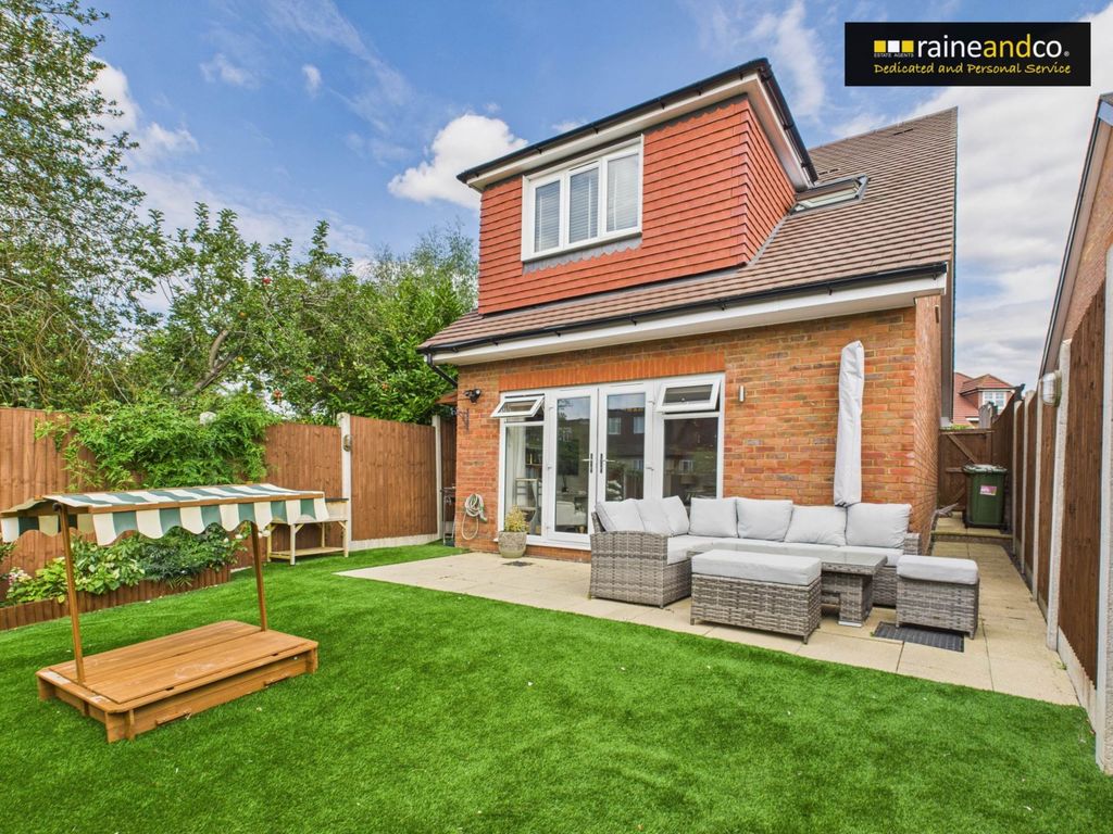 Property photo 2 of 18