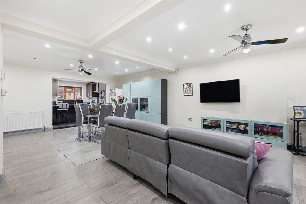 Property photo 2 of 40 20_Img_2941.Jpg