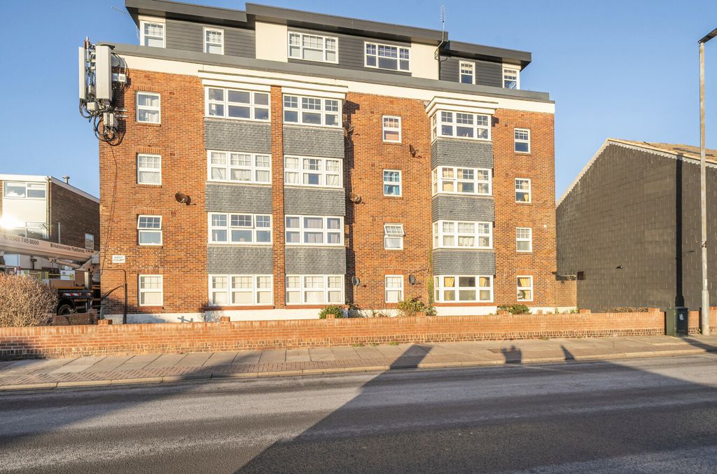 Property photo 1 of 13 1395666-14-695Bde...