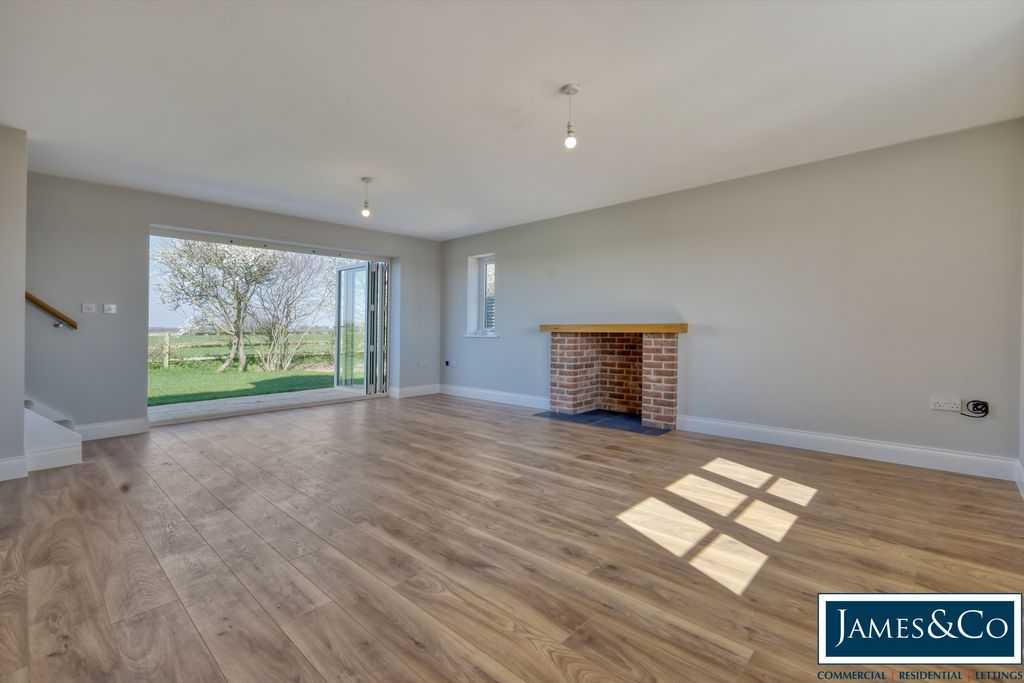 Property photo 3 of 16 Millendi