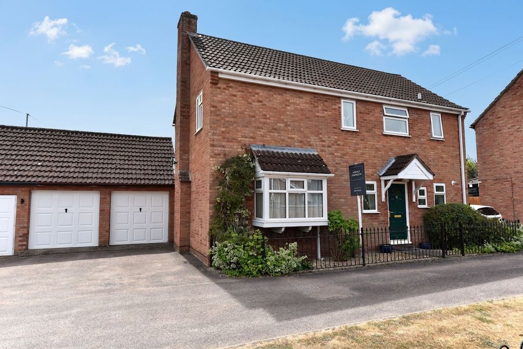 Property photo 1 of 23