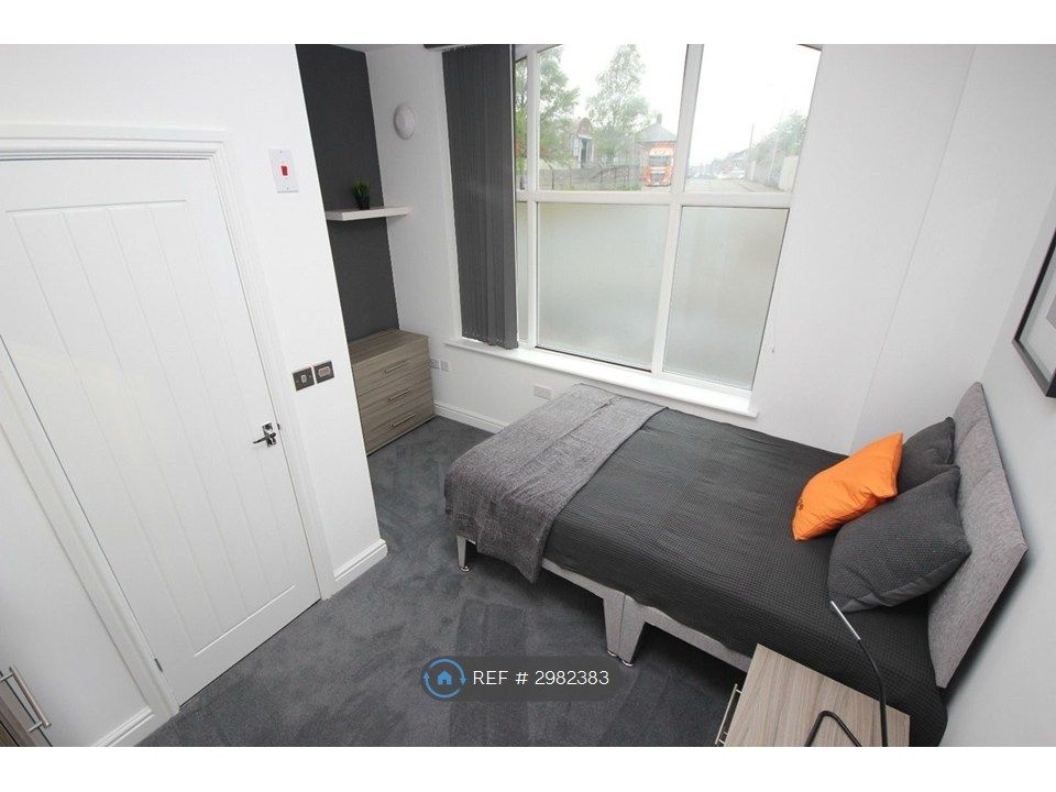Property photo 1 of 4