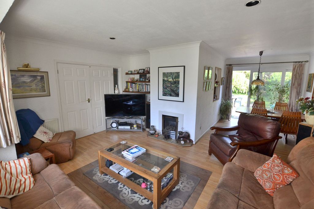Property photo 3 of 29