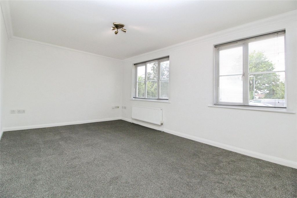 Property photo 2 of 7 Picture No. 08