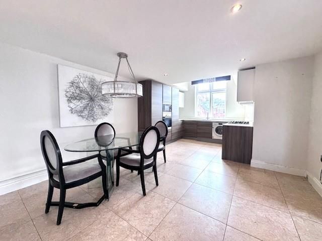 Property photo 3 of 13 Dining.Jpg