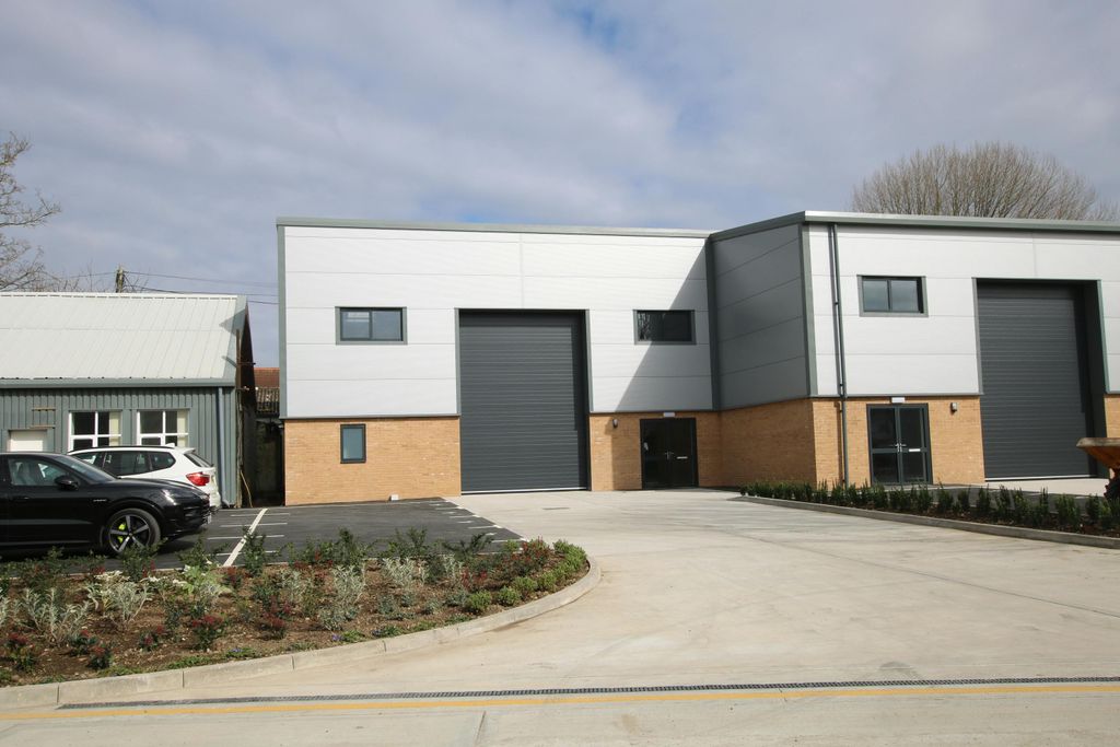 Property photo 1 of 7 Img_2596.Jpg