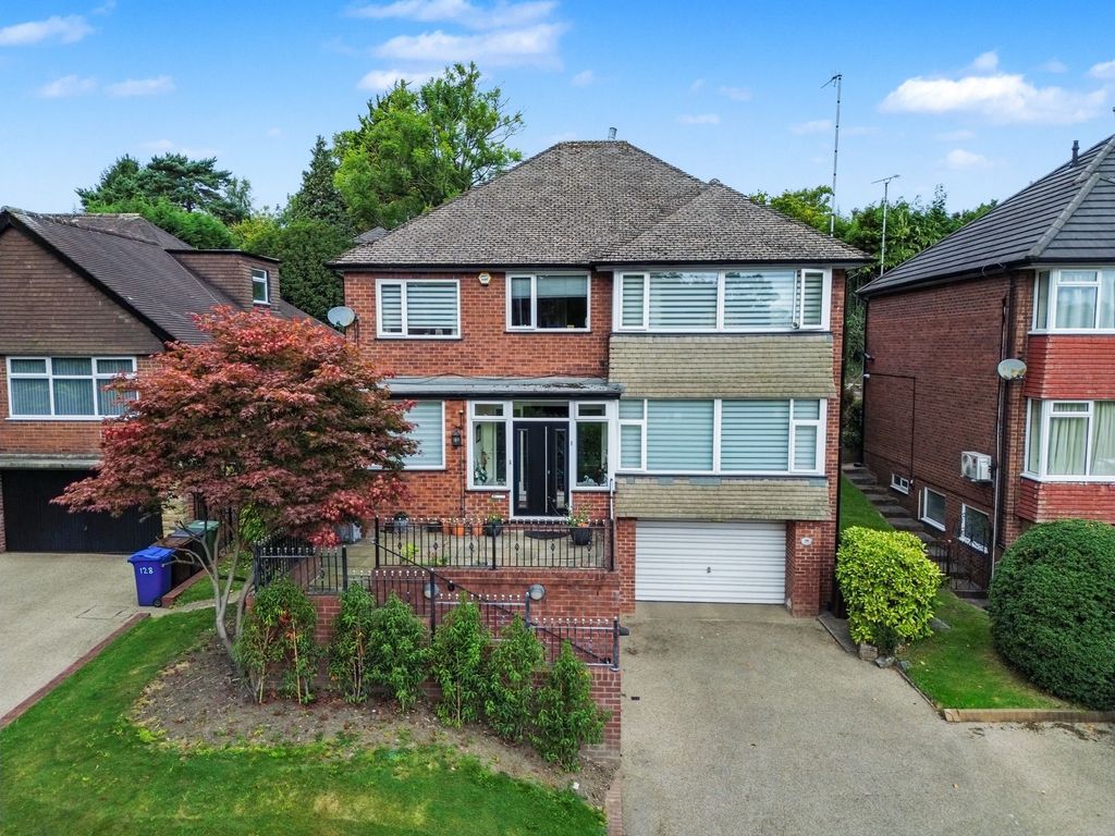 Property photo 1 of 39