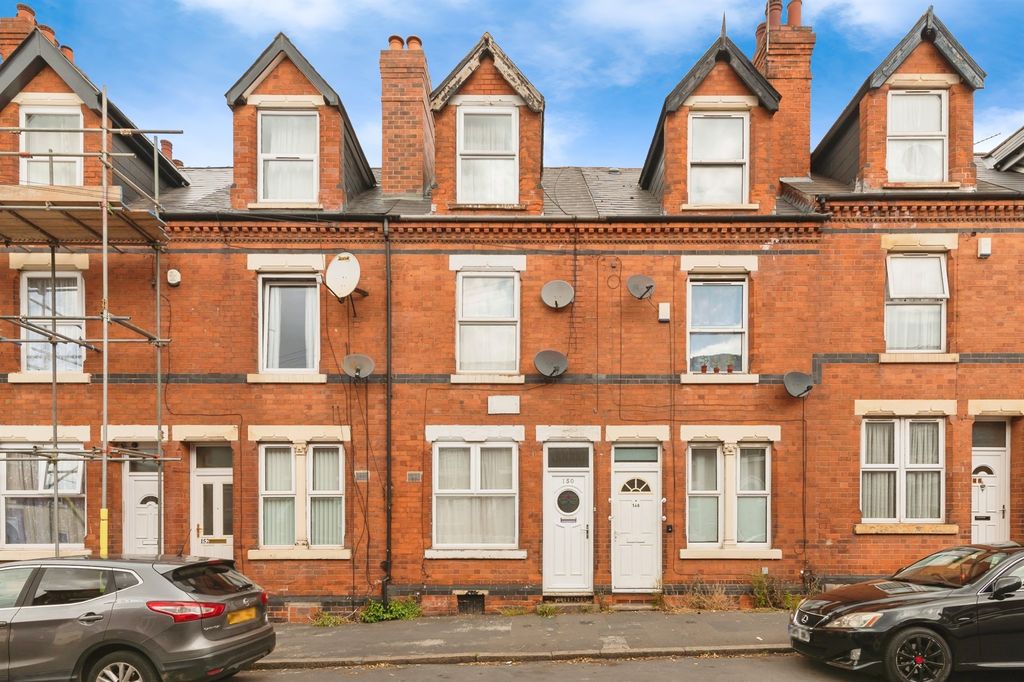 Property photo 1 of 17