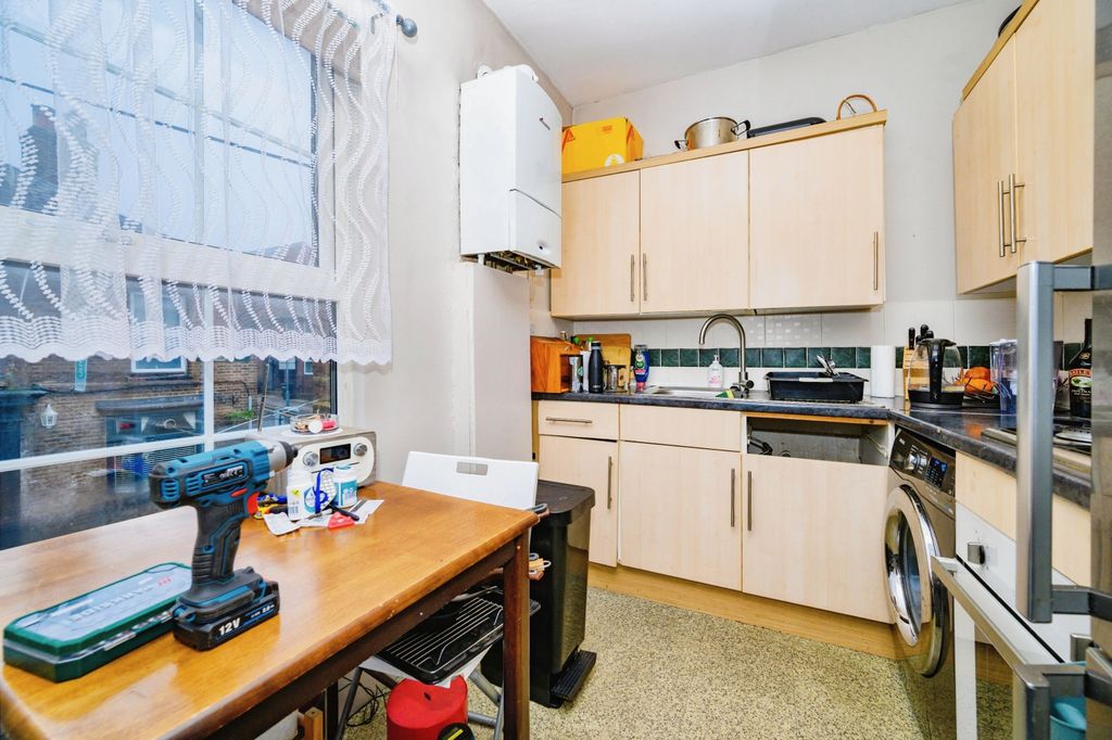 Property photo 3 of 8 Photography