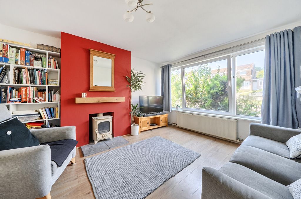 Property photo 2 of 16 1492718 (2)