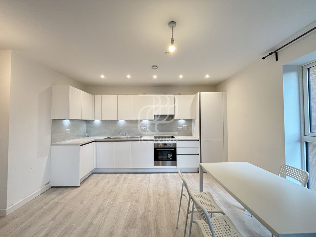 Property photo 3 of 17 Gallery