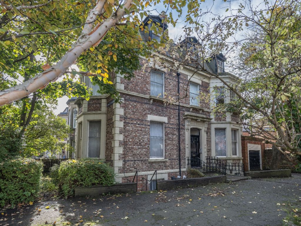 Property photo 1 of 33 3708480