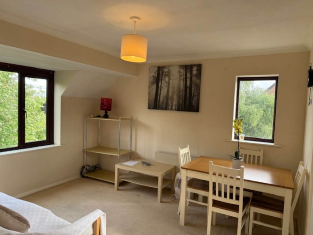 Property photo 3 of 9