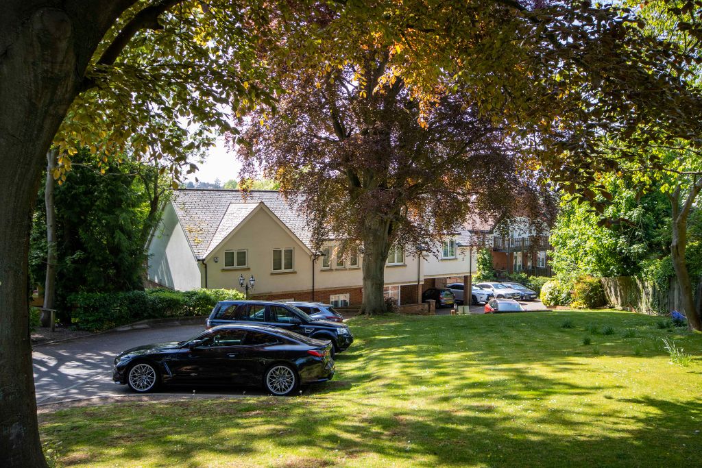 Property photo 1 of 10
