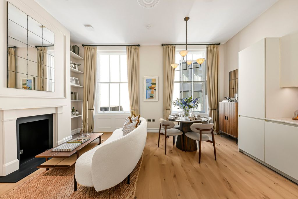 Property photo 1 of 17 Reception Room