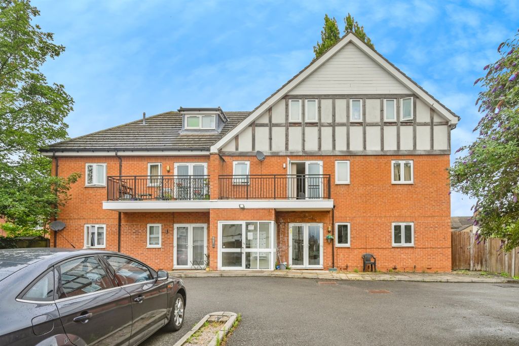 Property photo 1 of 17