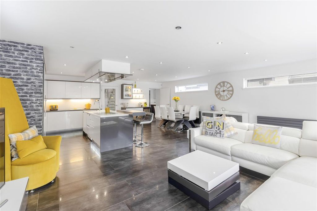 Additional image 7 of 4 bed detached house for saleCalder Road, Bellsquarry, Livingston EH54