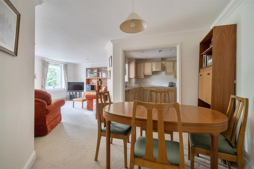 Property photo 1 of 14 1469067-9-6A1Ff3d554742.Jpg