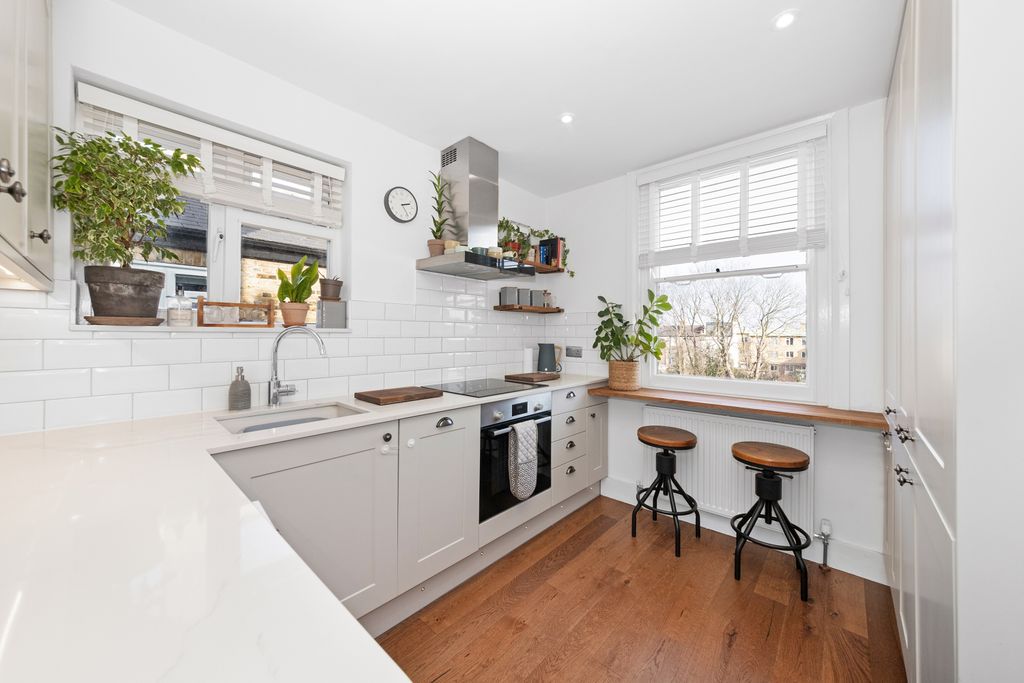 Property photo 3 of 13 Kitchen