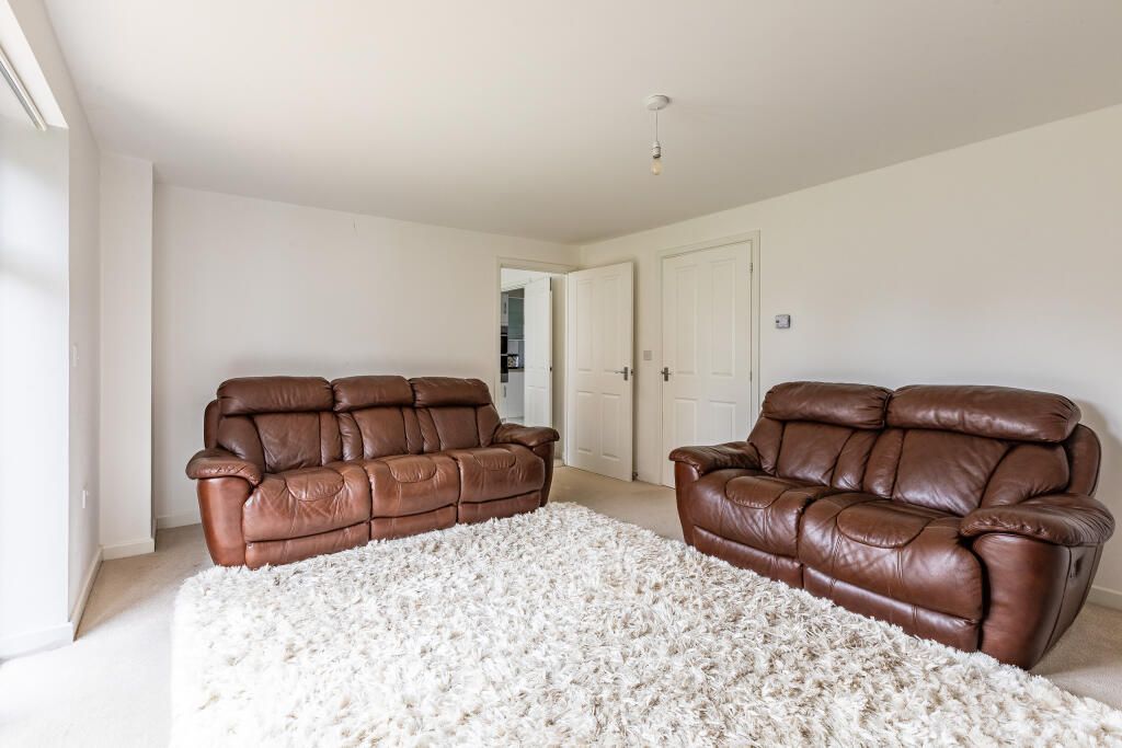 Property photo 3 of 24